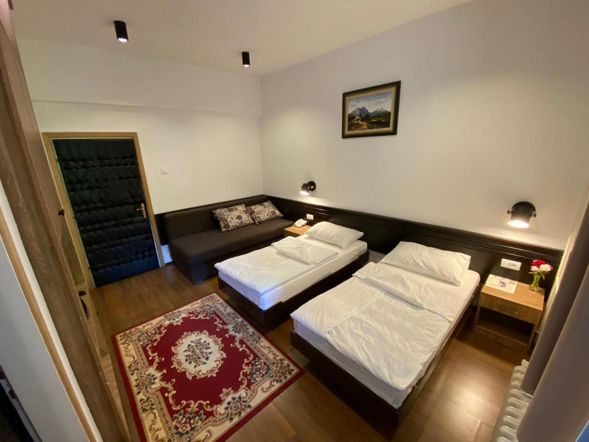Hotel Komovi Andrijevica Buitenkant foto