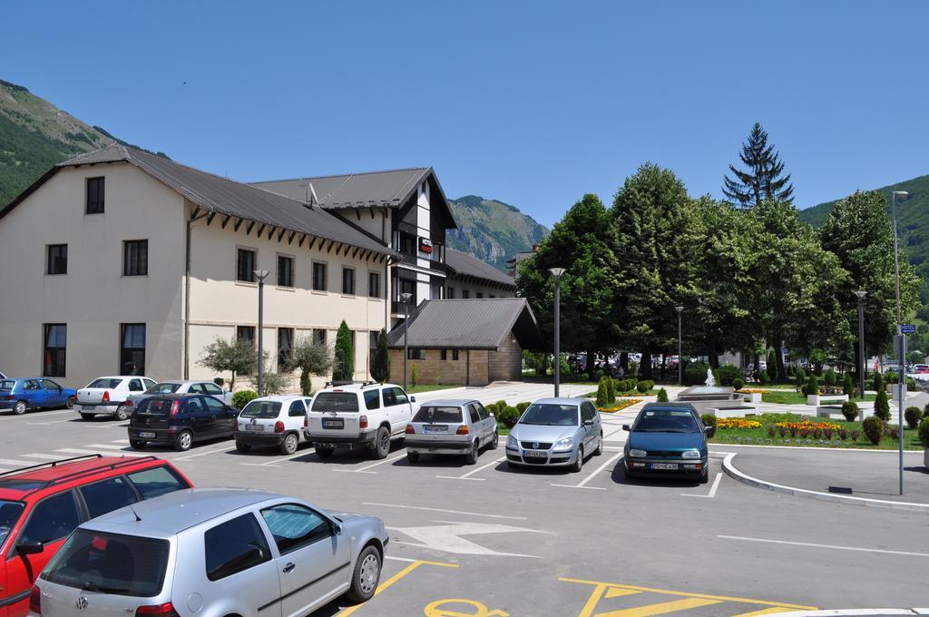 Hotel Komovi Andrijevica Buitenkant foto
