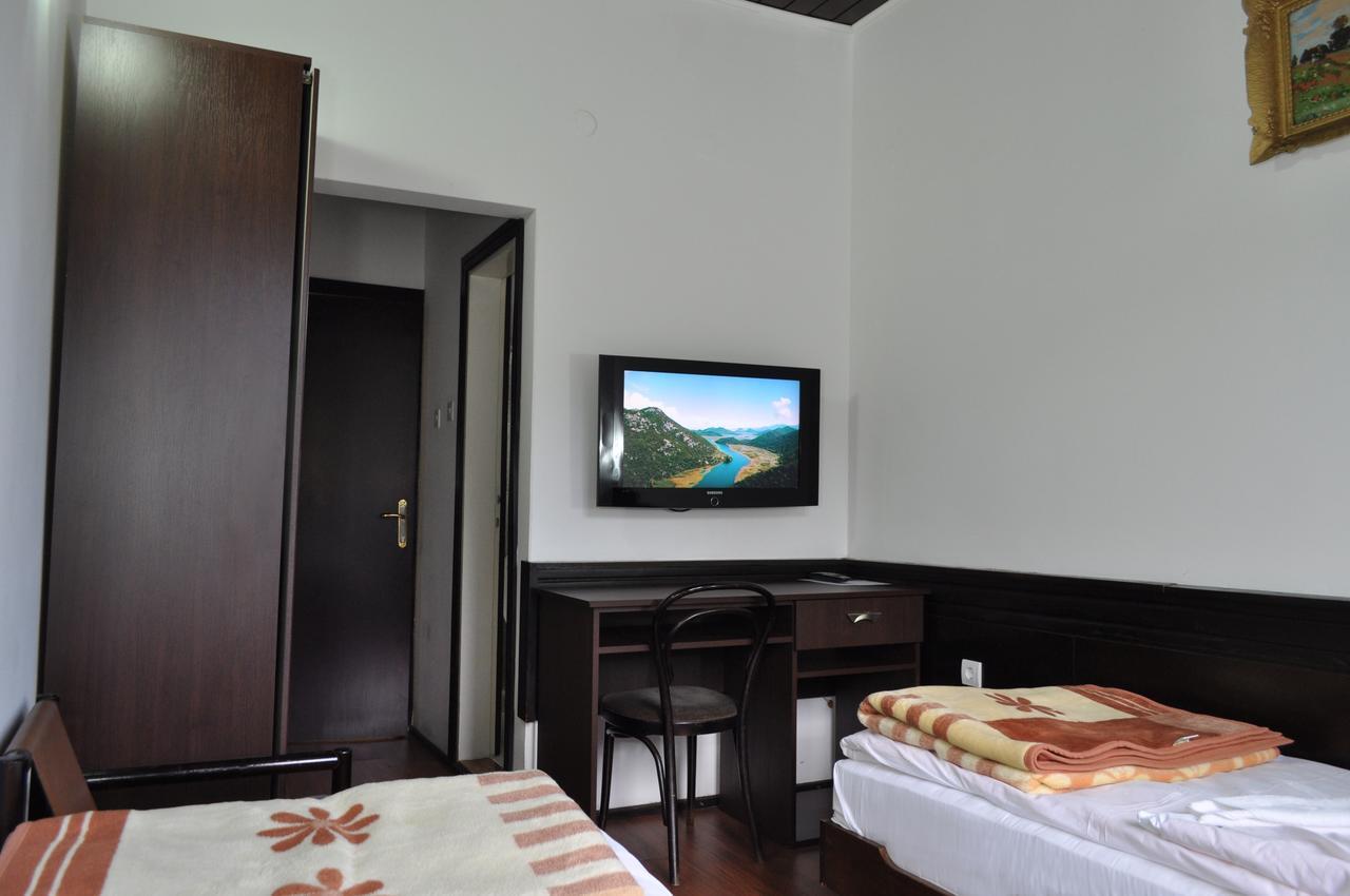 Hotel Komovi Andrijevica Buitenkant foto