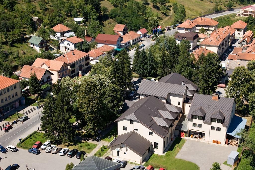 Hotel Komovi Andrijevica Buitenkant foto